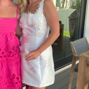 Elliatt Elder Floral Appliqué dress!